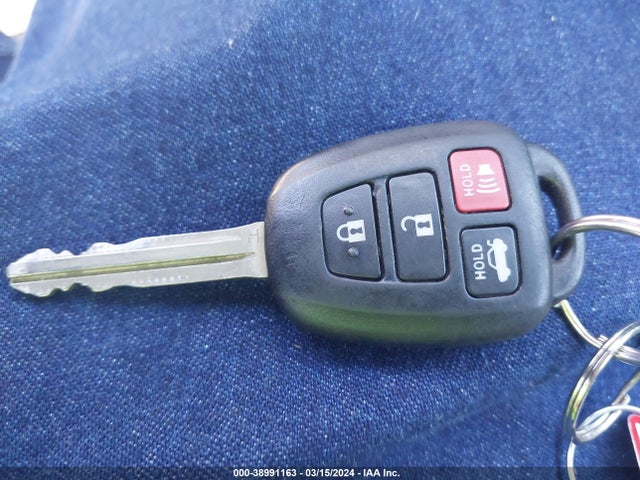 Toyota Corolla S Plus 2015 2T1BURHE4FC247683 Image 11