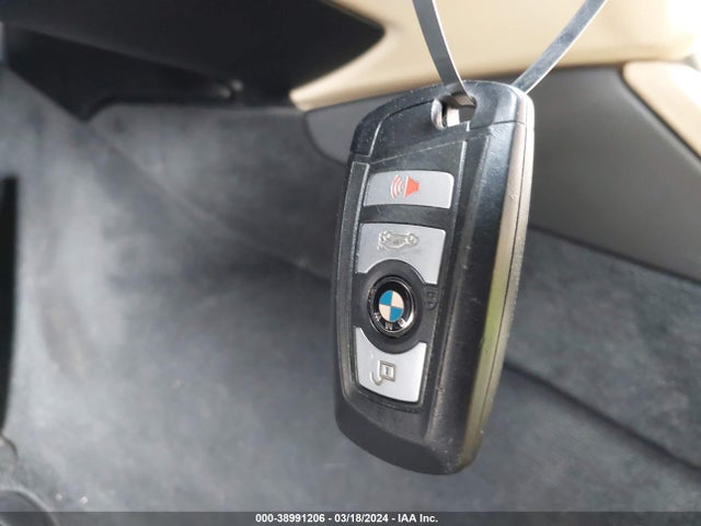 WBA5A5C55GD526230 BMW 528I