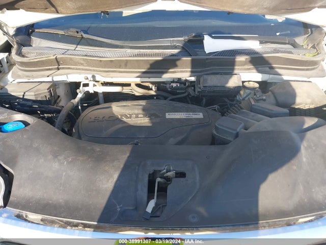Honda Pilot Touring 2016 5FNYF6H95GB049035 Image 10