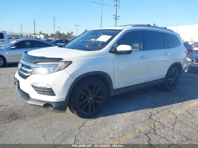 Honda Pilot Touring 2016 5FNYF6H95GB049035 Image 2