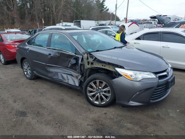 Toyota CAMRY XLE 2016 4T4BF1FK4GR563837 Image 1