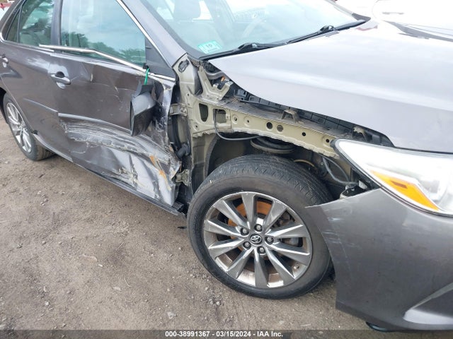 Toyota CAMRY XLE 2016 4T4BF1FK4GR563837 Image 18