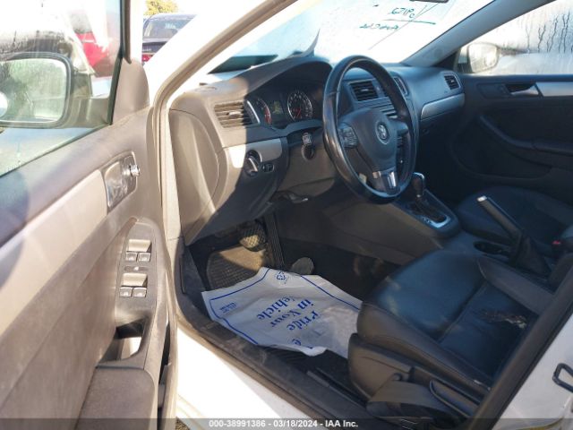 3VWD17AJ3EM306013 Volkswagen Jetta 1.8t Se