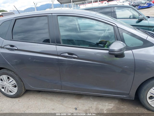 Honda FIT LX 2019 3HGGK5H4XKM733249 Image 13