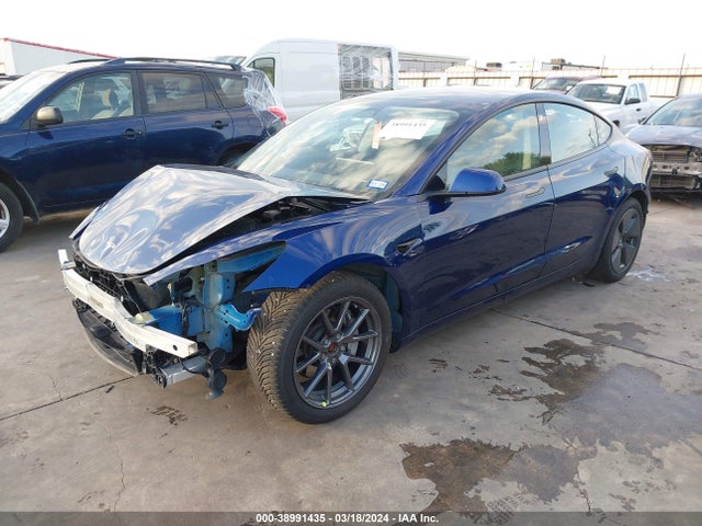 Tesla Model 3 Long Range Dual Motor All-wheel Drive 2021 5YJ3E1EB9MF869170 Image 2