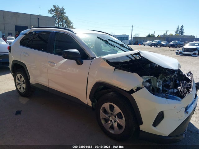 Toyota RAV4 LE 2020 2T3H1RFVXLW079653 Image 13