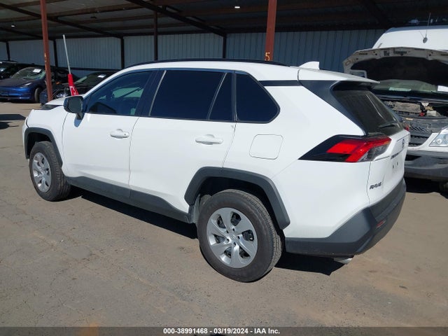 Toyota RAV4 LE 2020 2T3H1RFVXLW079653 Image 3