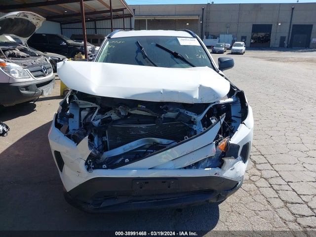 Toyota RAV4 LE 2020 2T3H1RFVXLW079653 Image 6