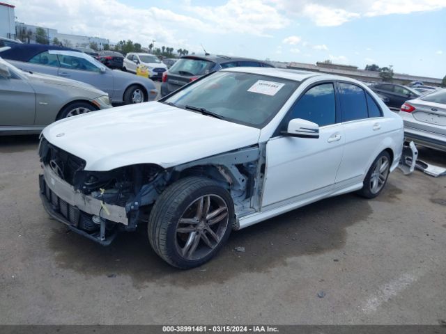 WDDGF4HB6EA965561 Mercedes-Benz C 250 Luxury/sport