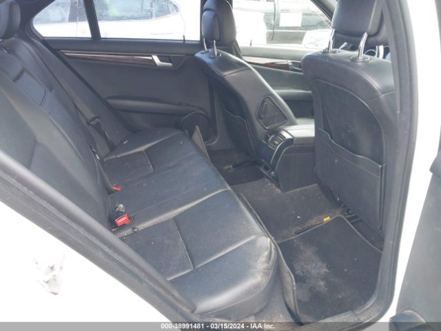 WDDGF4HB6EA965561 Mercedes-Benz C 250 Luxury/sport