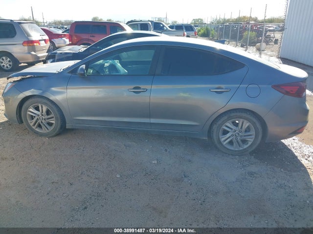 Hyundai ELANTRA SEL 2019 5NPD84LF1KH423631 Image 14