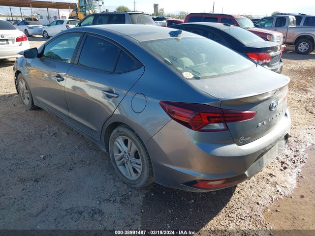 Hyundai ELANTRA SEL 2019 5NPD84LF1KH423631 Image 3