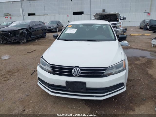 3VWD17AJ9FM349577 Volkswagen Jetta 1.8t Se