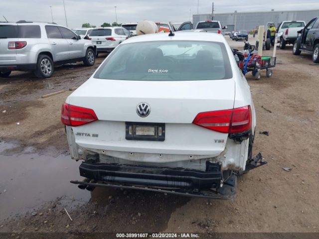3VWD17AJ9FM349577 Volkswagen Jetta 1.8t Se