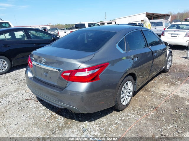 Nissan Altima 2.5 S 2017 1N4AL3AP8HN322835 Image 4