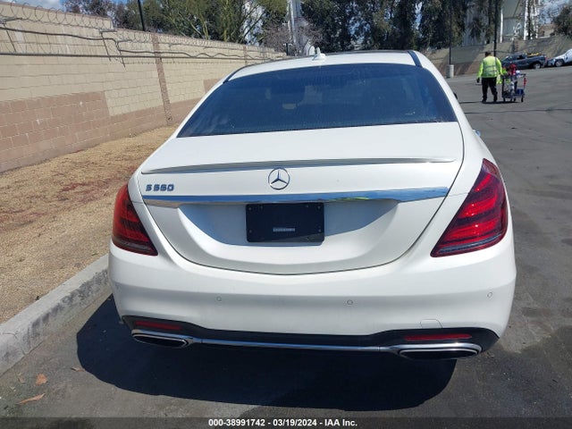 Mercedes-Benz S 560 2018 WDDUG8DB6JA370877 Image 16