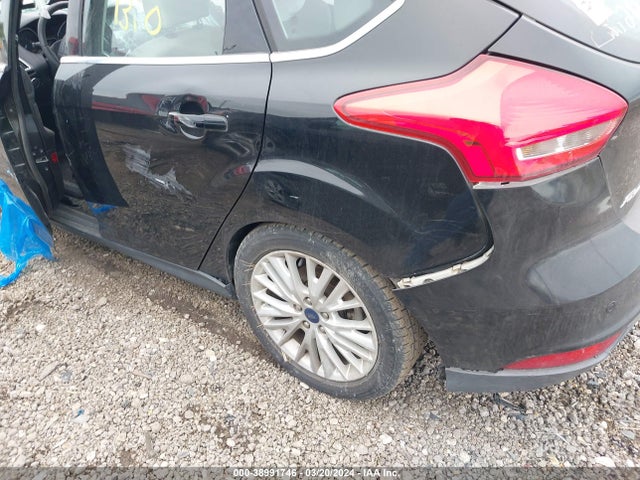 Ford Focus Titanium 2016 1FADP3N23GL302437 Image 15