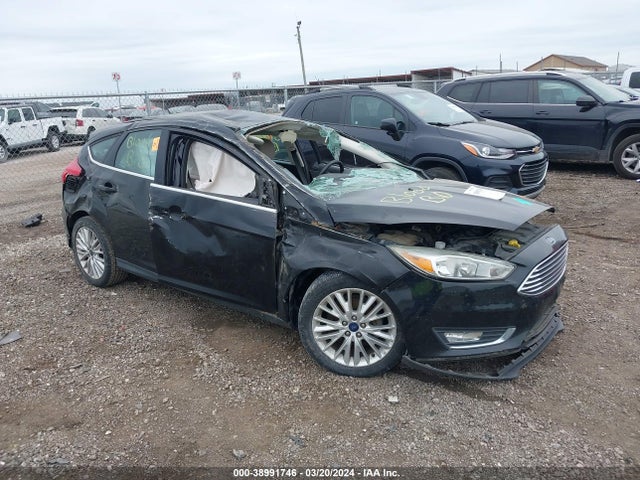 Ford Focus Titanium 2016 1FADP3N23GL302437 Image 3