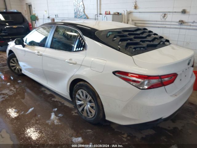 4T1B31HK7JU505843 Toyota Camry Hybrid Le