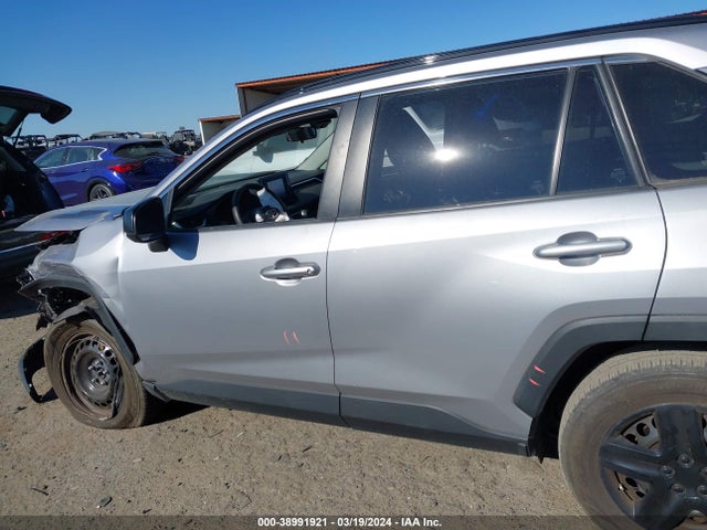 Toyota RAV4 LE 2020 JTMH1RFV8LD050181 Image 15