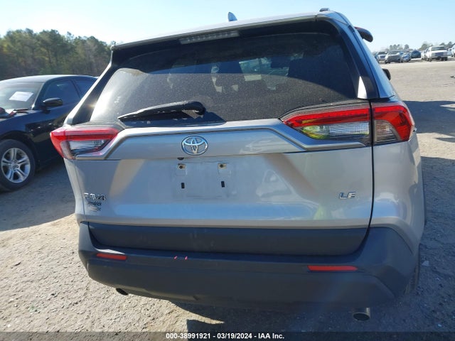 Toyota RAV4 LE 2020 JTMH1RFV8LD050181 Image 17