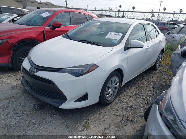 Toyota COROLLA LE 2017 5YFBURHE9HP626617 Image 2