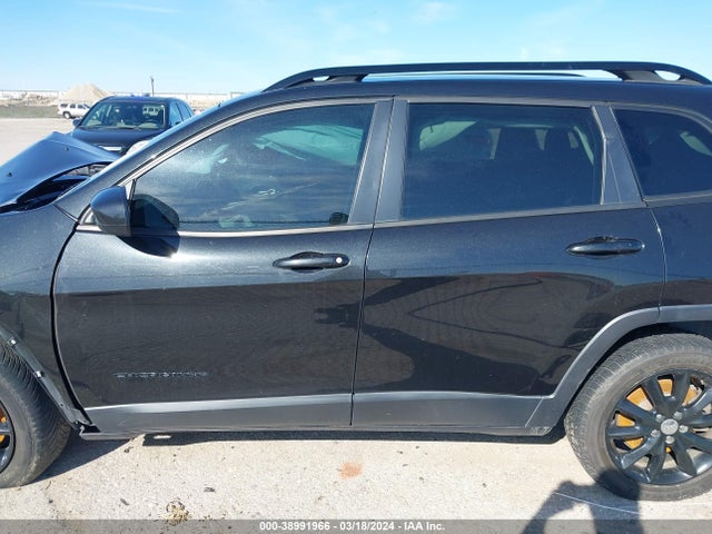 1C4PJLCS2EW293026 Jeep Cherokee Altitude