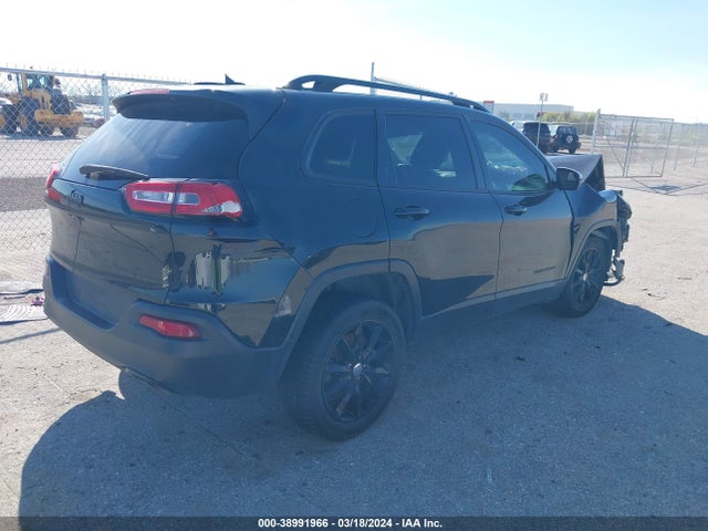 1C4PJLCS2EW293026 Jeep Cherokee Altitude