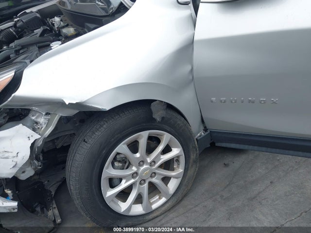 Chevrolet EQUINOX LT 2018 3GNAXSEV6JS575947 Image 17