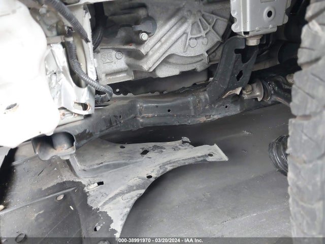 Chevrolet EQUINOX LT 2018 3GNAXSEV6JS575947 Image 18