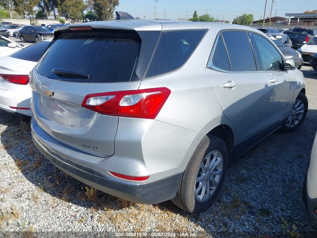 Chevrolet EQUINOX LT 2018 3GNAXSEV6JS575947 Image 4