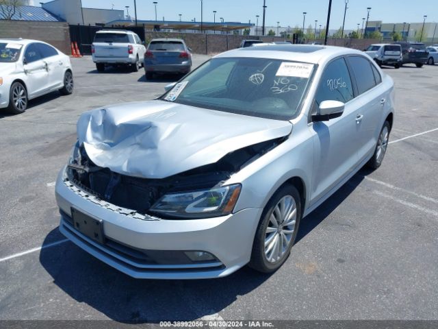 3VWD17AJ2FM316565 Volkswagen Jetta 1.8t Se