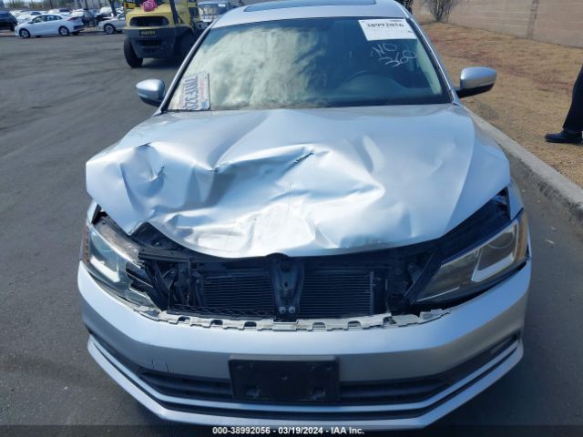 3VWD17AJ2FM316565 Volkswagen Jetta 1.8t Se