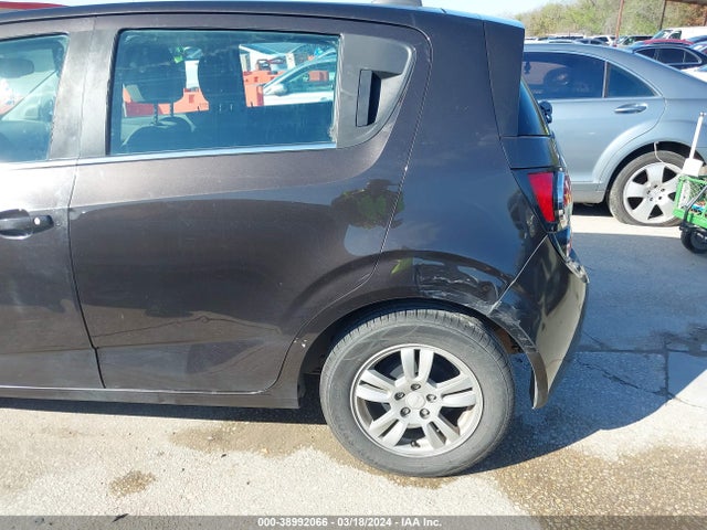 Chevrolet Sonic Lt Auto 2015 1G1JC6SH5F4107749 Image 6