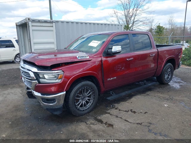 RAM 1500 Laramie  4x4 5'7 Box 2019 1C6SRFJT2KN642775 Image 2