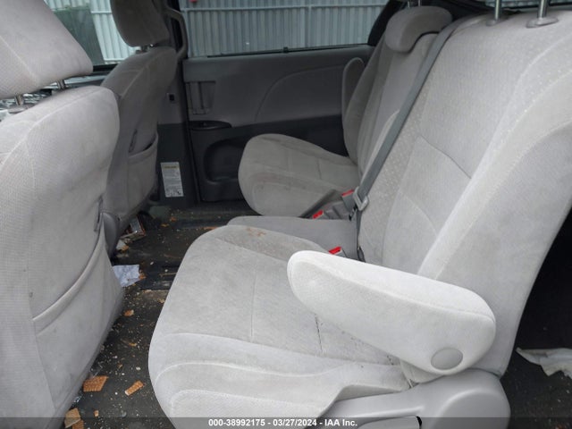 Toyota Sienna Le 8 Passenger 2017 5TDKZ3DC7HS867019 Image 8