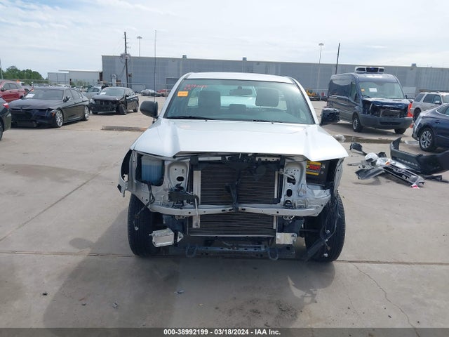 Продажа на аукционе авто 2013 Toyota Tacoma, vin: 5TFNX4CN3DX024967, номер лота: 38992199