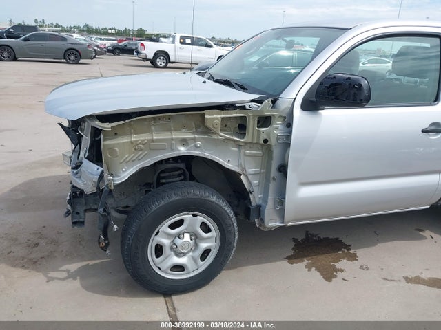 Продажа на аукционе авто 2013 Toyota Tacoma, vin: 5TFNX4CN3DX024967, номер лота: 38992199