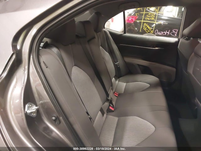Toyota CAMRY LE 2022 4T1C11AK0NU639636 Image 8