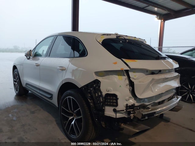 2022 PORSCHE MACAN WP1AA2A51NLB11703 Photo 5