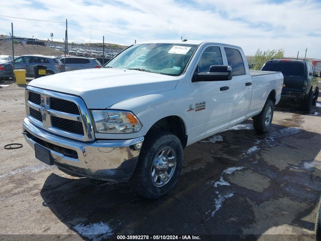 RAM 2500 Tradesman  4x4 8' Box 2018 3C6UR5HL0JG365222 Image 2