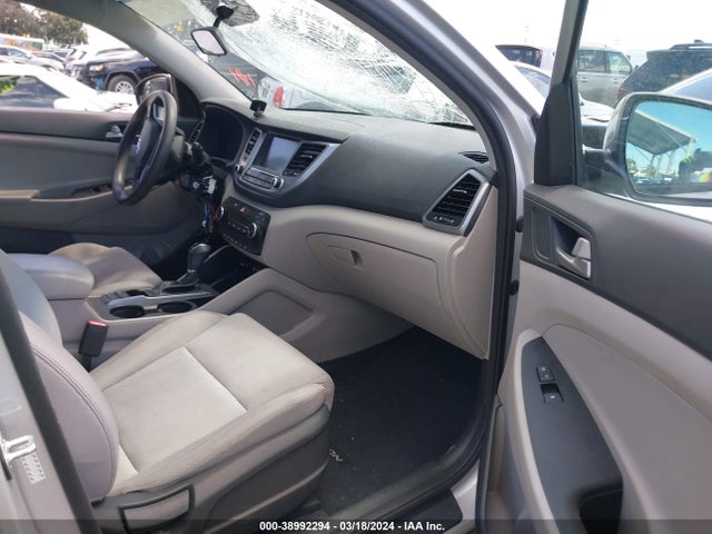 Hyundai TUCSON SEL 2018 KM8J33A42JU726169 Image 5