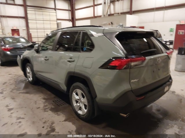 Toyota Rav4 Xle 2019 JTMP1RFV2KD018448 Image 3