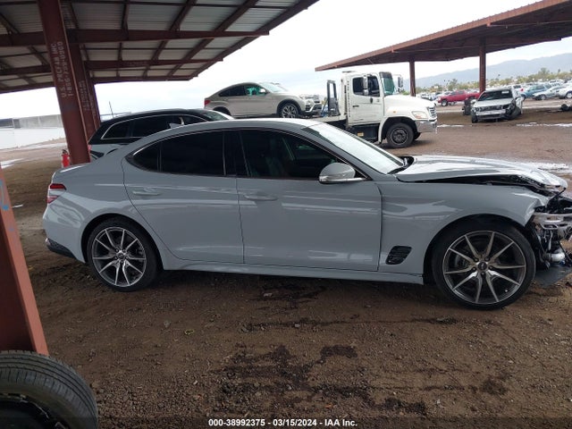 Genesis G70 2.0t Rwd 2023 KMTG34TA4PU105307 Image 13