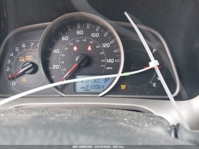 Toyota RAV4 LE 2014 2T3ZFREV9EW092145 Image 7