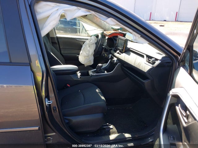 Toyota RAV4 LE 2022 2T3G1RFV8NC295128 Image 5