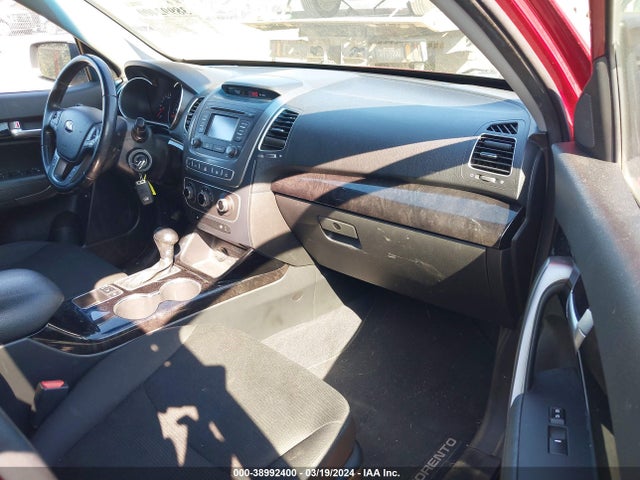KIA Sorento Lx V6 2014 5XYKTDA77EG509684 Image 5