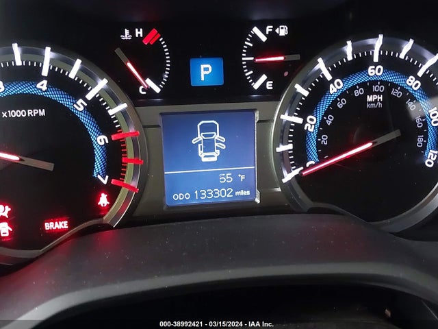 Toyota 4RUNNER SR5 2015 JTEBU5JRXF5242910 Image 15