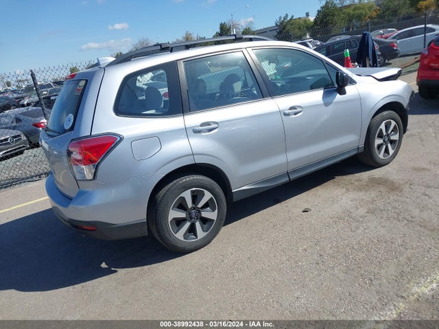 Subaru Forester 2.5i 2018 JF2SJABC7JH592567 Image 4