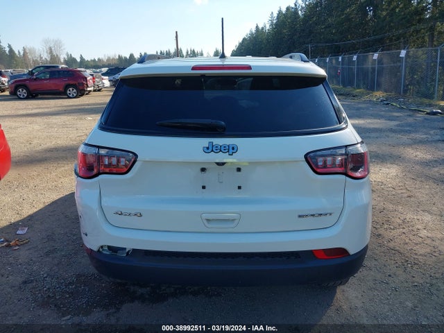 Jeep Compass Sport 4x4 2018 3C4NJDAB7JT150878 Image 16
